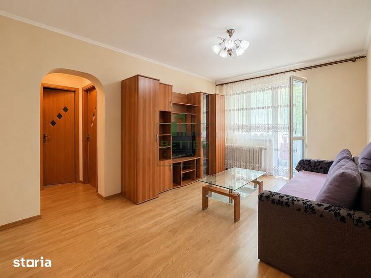 Apartament 2 camere - balcon inchis - etaj 2 Sector 4 - 2