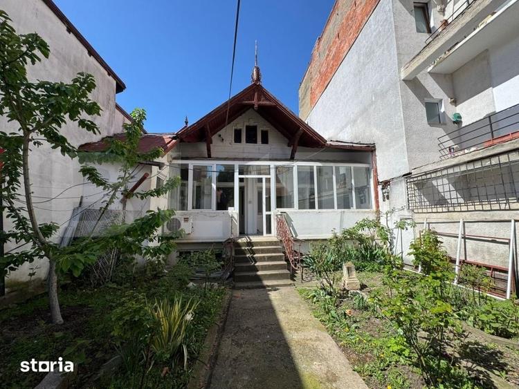 Casă cu 4 camere cu Teren 200 Mp în Central