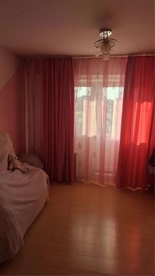 Apartament cu 4 camere în Central