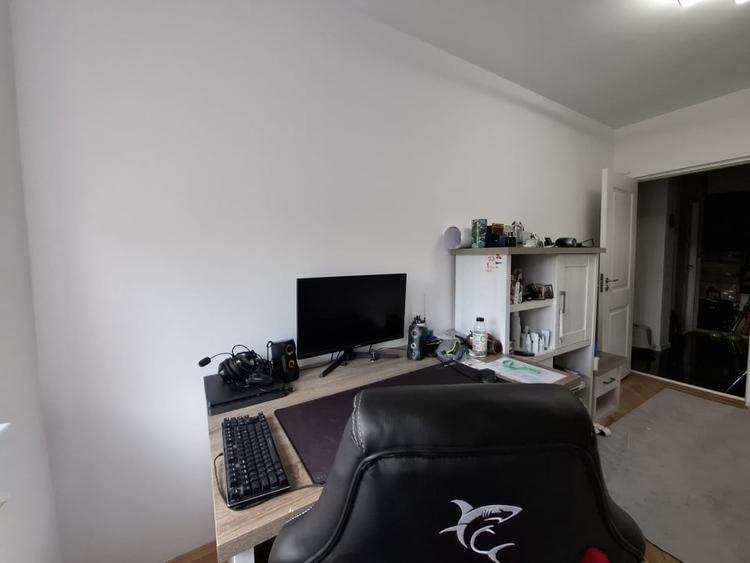 Apartament cu 3 camere decomandat, mobilat în Tomis Nord