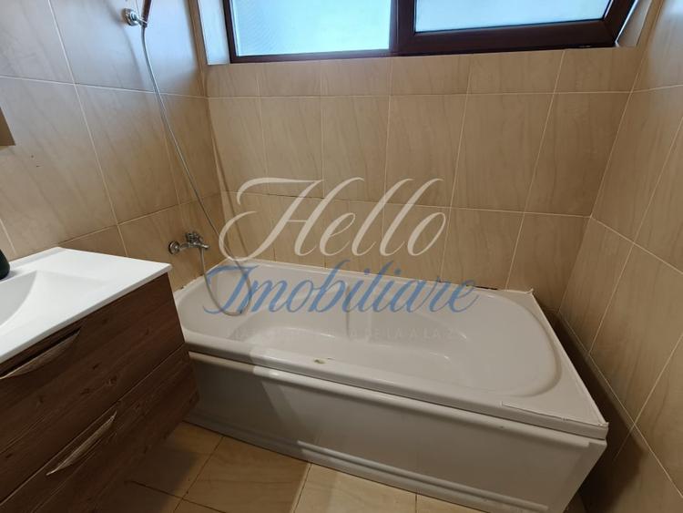 Apartament cu 2 camere semidecomandat, mobilat în Florești