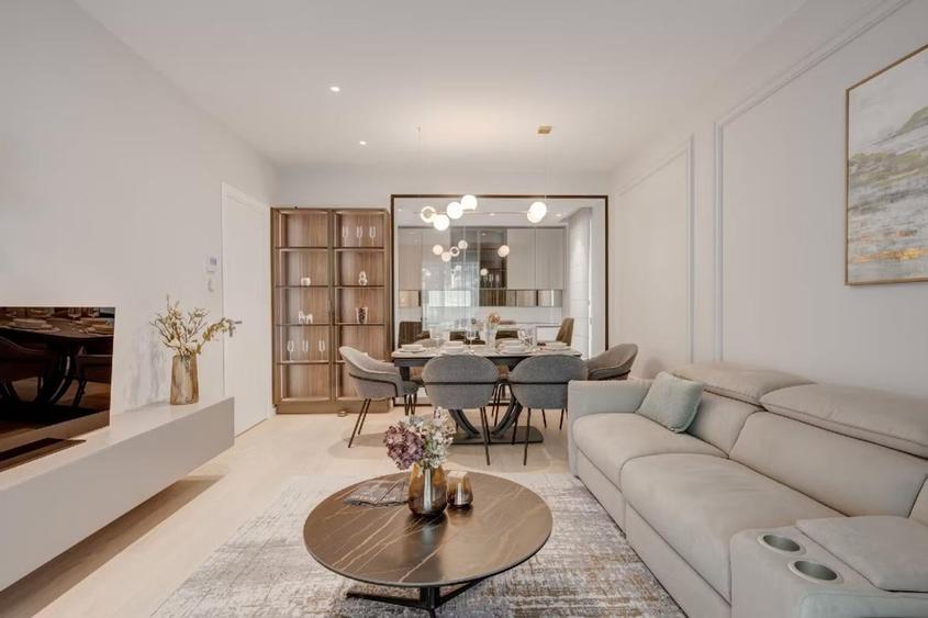 Apartament cu 3 camere decomandat în Theodor Pallady