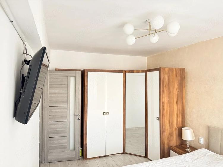 Apartament cu 2 camere decomandat în Calea București