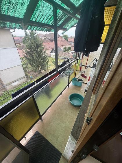 Apartament cu 2 camere decomandat în Livada