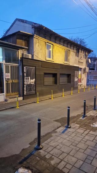 Casă cu Teren 450 Mp în Central