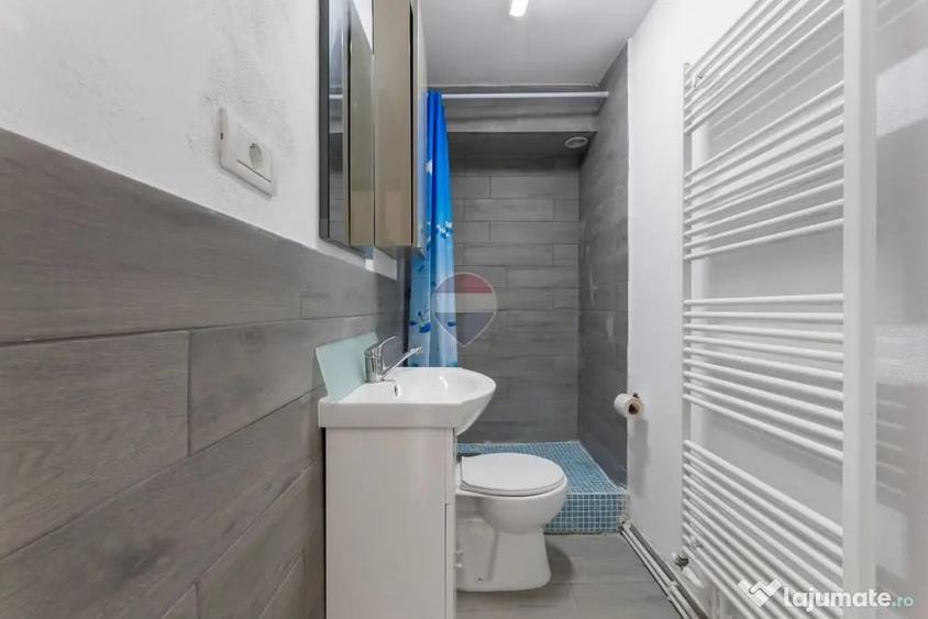 Casă cu 4 camere cu Teren 140 Mp în Central