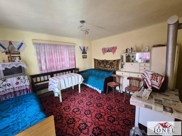 Casă individuală cu 3 camere cu Teren 1700 Mp în Henig