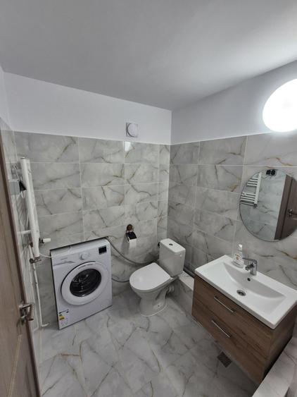 Apartament cu 2 camere decomandat în Teiul Doamnei
