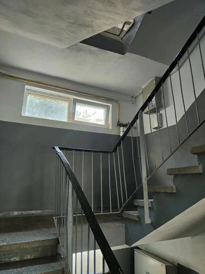 Apartament 4 camere CARACAL decomandat HCC 90 mp2 etaj 2 - 8