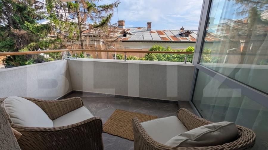Apartament cu 3 camere decomandat, mobilat în Central