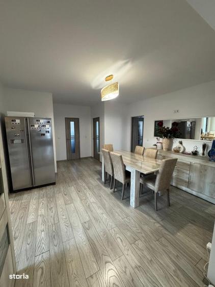 Casă cu 4 camere cu Teren 670 Mp în Săsar