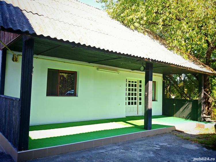Casă cu Teren 1600 Mp în Central