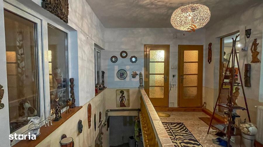 Casă cu 5 camere cu Teren 404 Mp în Central