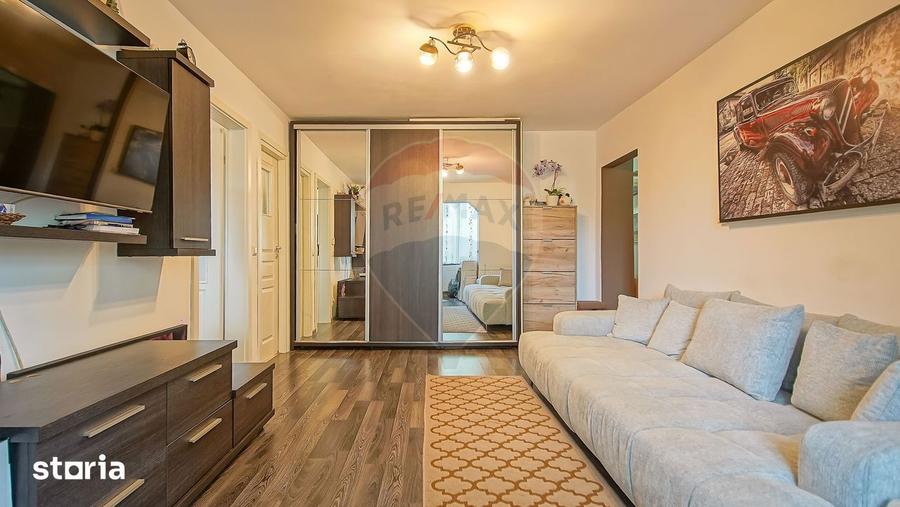 Apartament cu 2 camere semidecomandat, mobilat în Electroprecizia