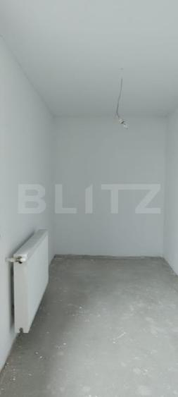 Casă individuală cu 5 camere cu Teren 420 Mp în Exterior Est