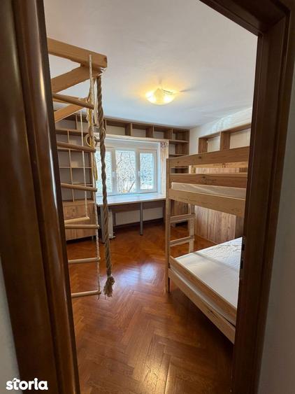 Apartament cu 3 camere decomandat, mobilat în Dristor
