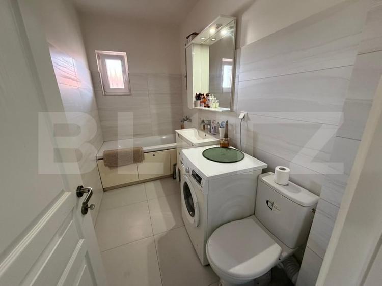 Apartament cu 3 camere decomandat, mobilat în Central