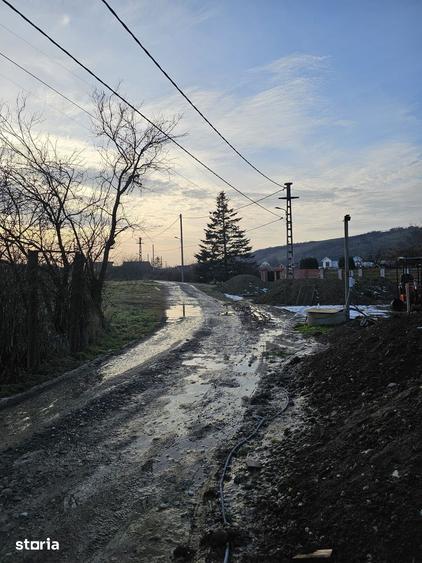 Casă cu 2 camere cu Teren 800 Mp în Oncea