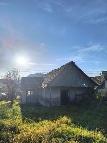 Casă cu 2 camere în Central