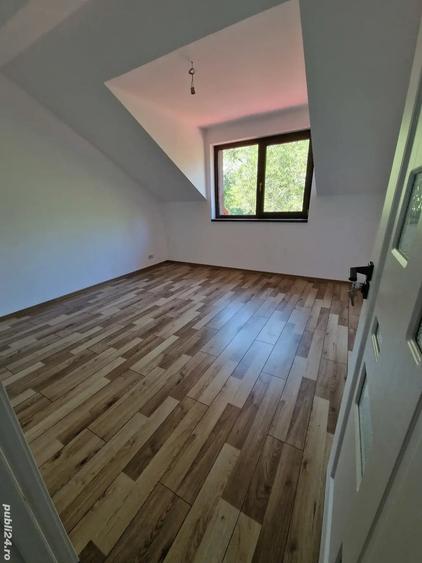 Casă cu 5 camere cu Teren 400 Mp în Ghimbav