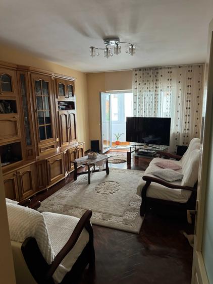 Apartament 3 camere Barlad - 1