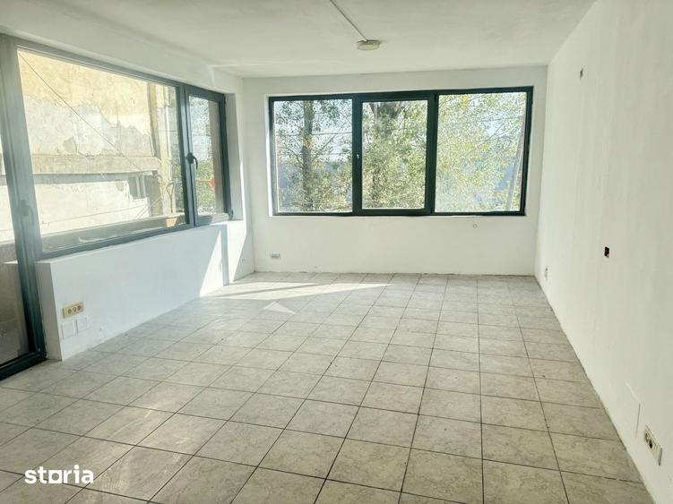 Spațiu comercial, de 270 mp, în Apărătorii Patriei