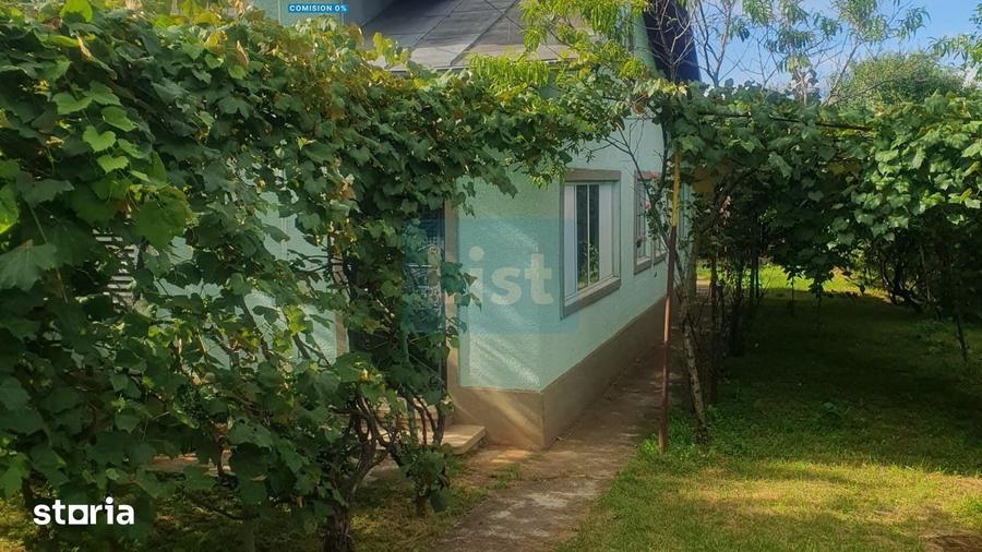 Casă cu 3 camere cu Teren 1280 Mp în Central