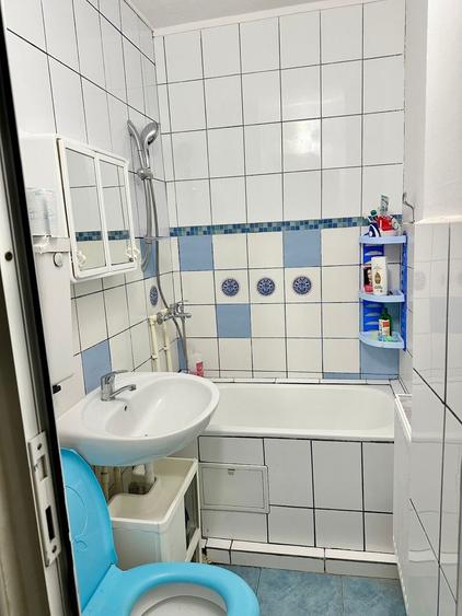 Apartament cu 2 camere semidecomandat în Exterior Vest
