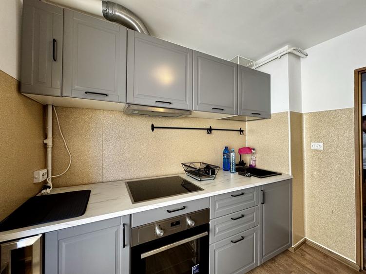 Apartament cu 2 camere decomandat, mobilat în Girocului