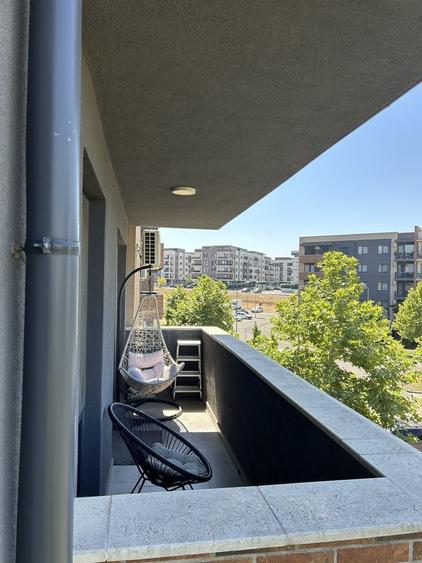 Apartament cu 3 camere decomandat în Centura