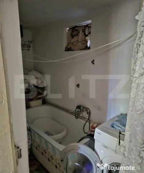 Casă cu 4 camere cu Teren 980 Mp în Brănești