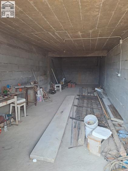 Casă individuală cu 5 camere cu Canalizare în Oncea