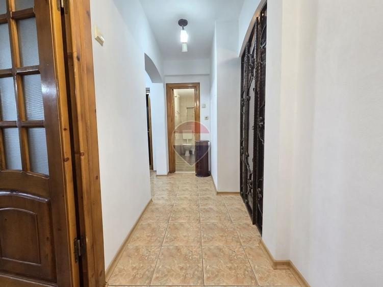 Apartament cu 2 camere decomandat, mobilat în Obor
