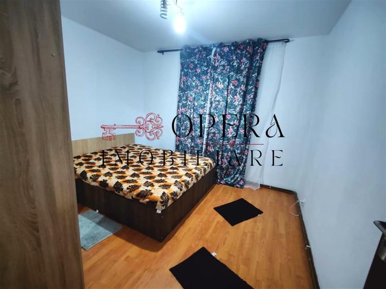 Apartament cu 3 camere decomandat, mobilat în Dacia