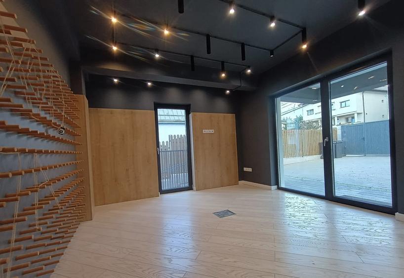 Casă individuală cu 14 camere cu Teren 600 Mp în Zorilor