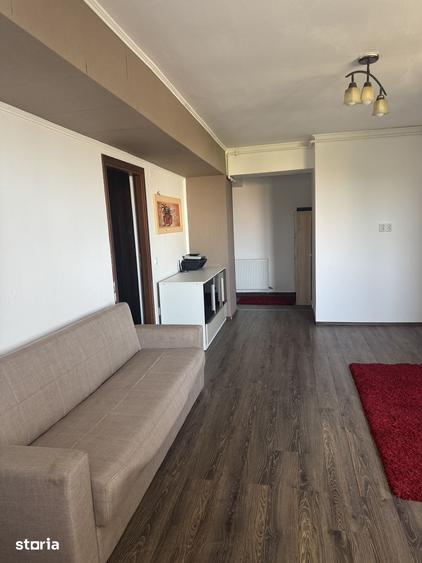 Apartament cu 3 camere în IAR