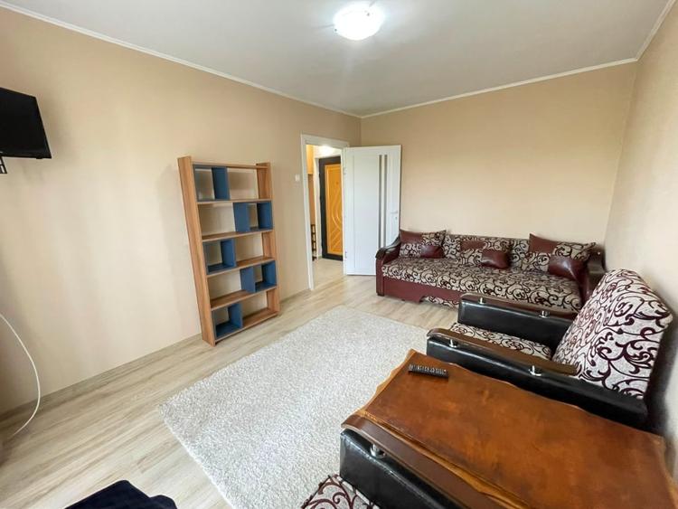 Apartament cu 2 camere decomandat, mobilat în Tătărași