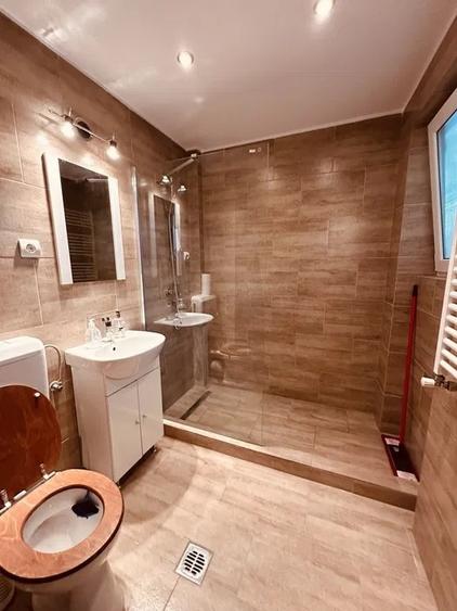 Apartament cu 2 camere decomandat, mobilat în Cișmigiu