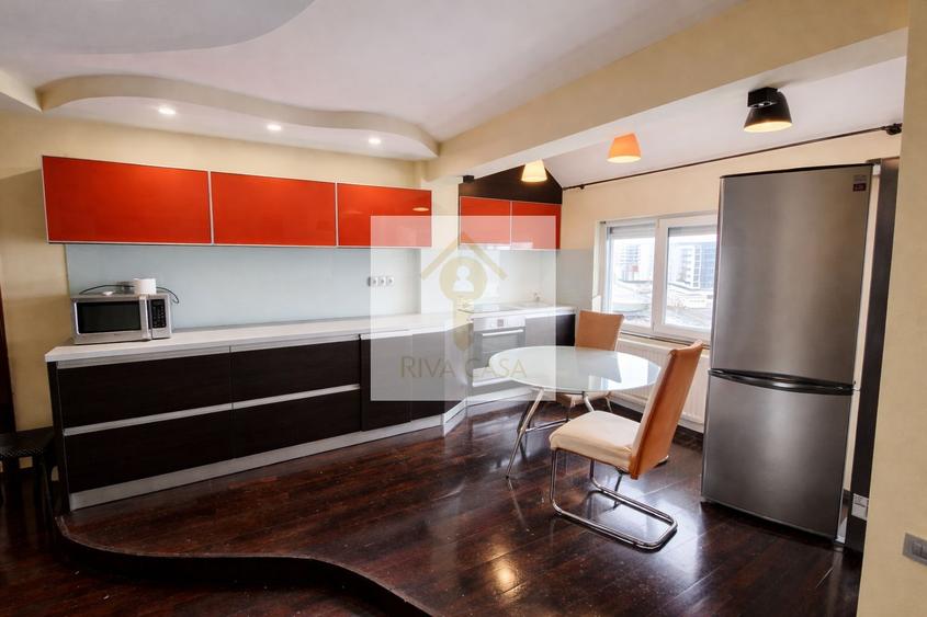 Apartament cu 4 camere în Central