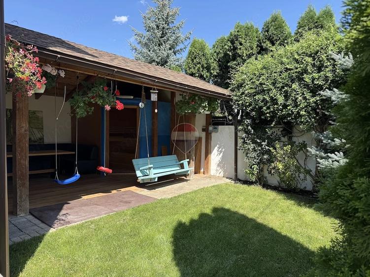 Casă cu 3 camere cu Teren 180 Mp în Central