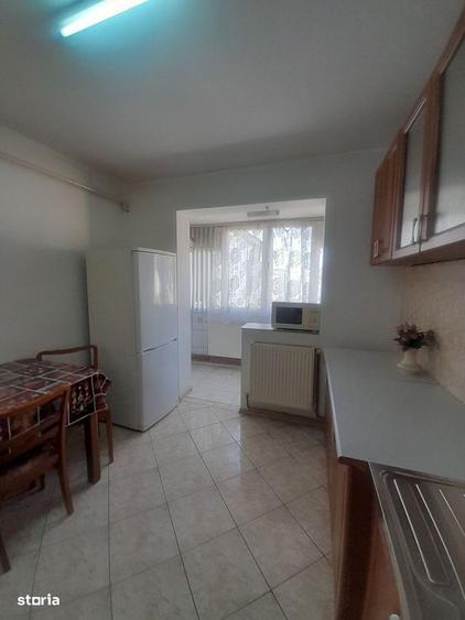 Garsonieră decomandată în Central