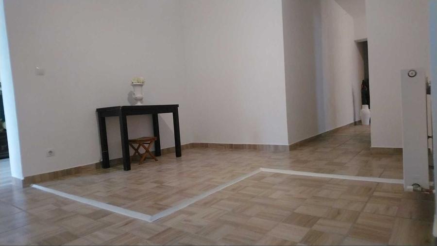 Casă cu 3 camere cu Teren 2116 Mp în Porumbeni