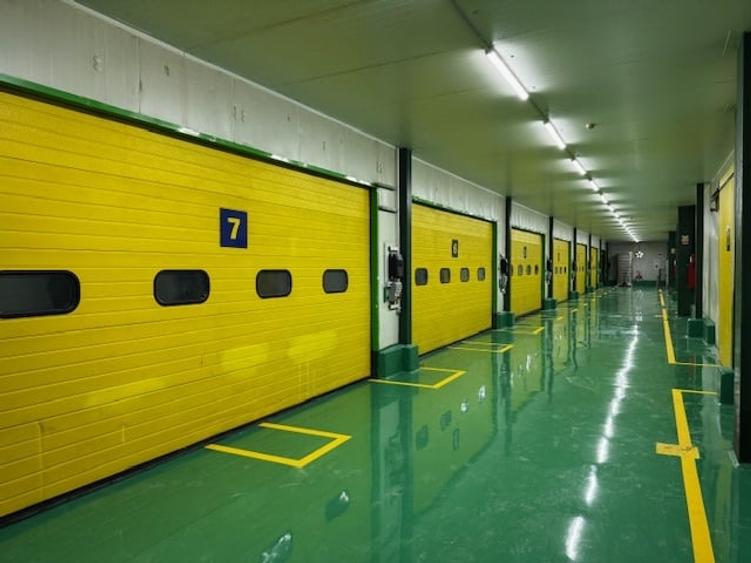 Spațiu industrial, de 5,900 mp, în Crevedia