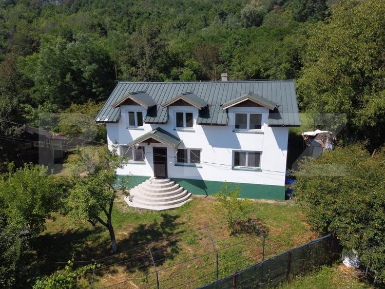 Casă individuală cu 4 camere cu Teren 866 Mp în Măgura (Hulubești)