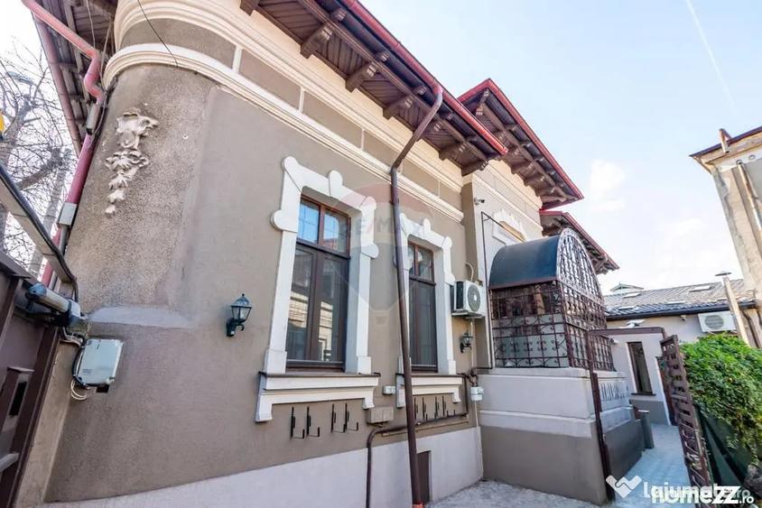Casă cu 4 camere cu Teren 199 Mp în Mărășești