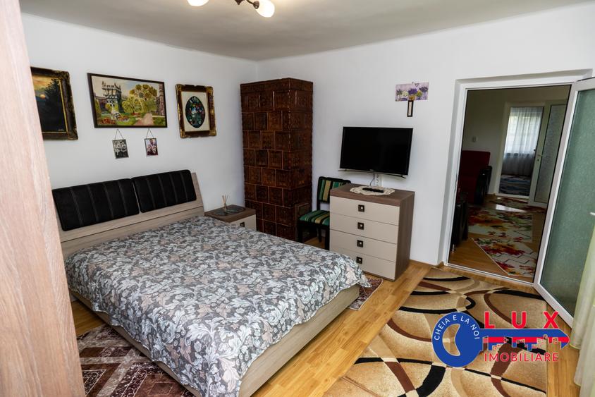 Casă individuală cu 4 camere cu Canalizare în Ultracentral