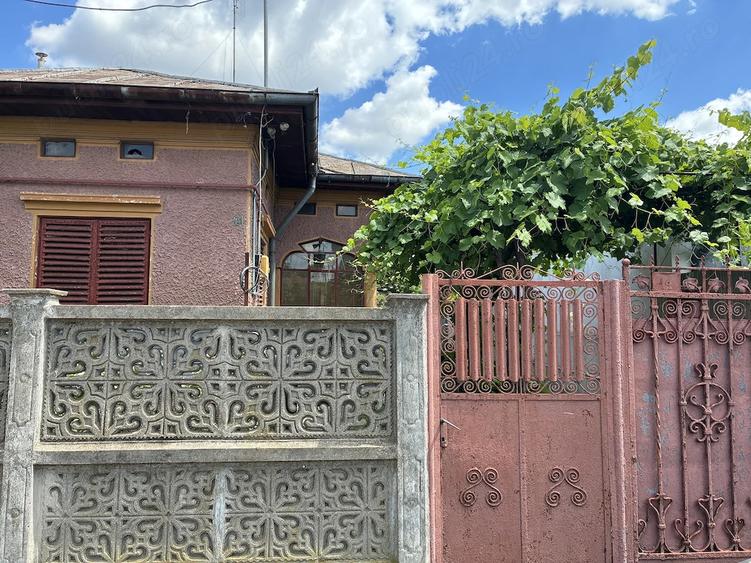 Casă cu 3 camere cu Teren 394 Mp în Pantelimon