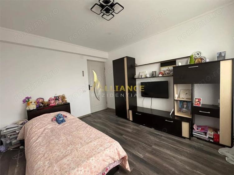 Casă cu 4 camere cu Teren 327 Mp în Berceni