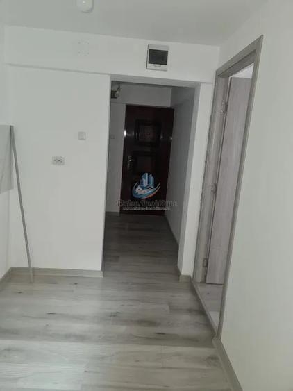 Apartament 3 camere, parter, zona Liceu Informatica Darmanesti - 2