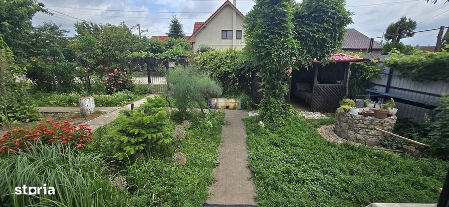 Casă cu 3 camere în Cumpăna